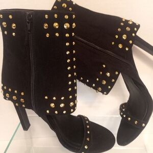 Olivia Ferguson Studded Ankle Wrap Open-toe Suede Heels Size 8